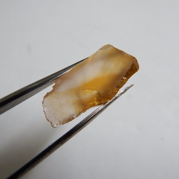 10.8ct imperial topaz bi color eye clean facet grade rough gemstone from brazil - Picture 6 of 9